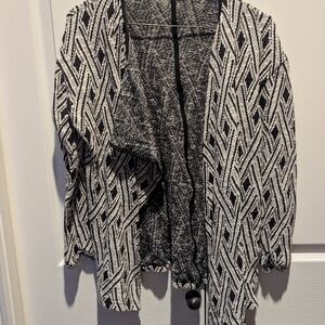 Black and White Geometric Women's Sweater